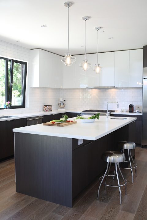 West Vancouver Hollyburn gallery image