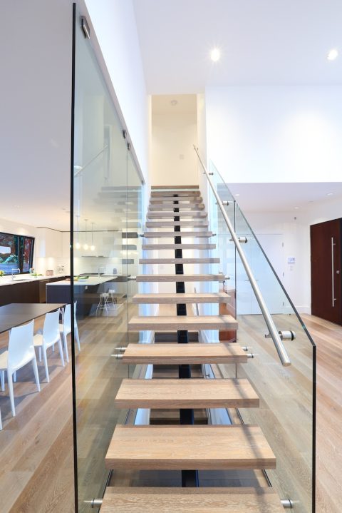 West Vancouver Hollyburn gallery image