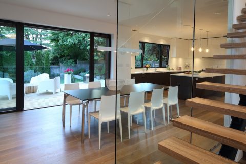 West Vancouver Hollyburn gallery image