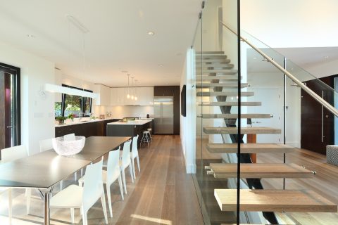 West Vancouver Hollyburn gallery image